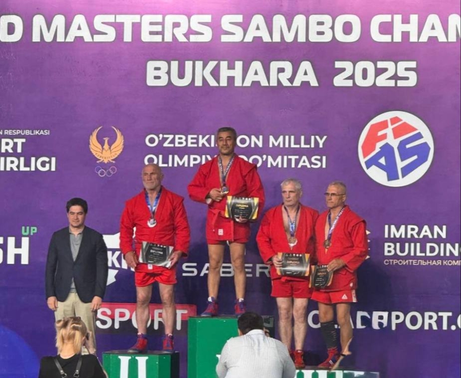 Ким Схашок стал серебряным призером чемпионата мира по самбо среди мастеров