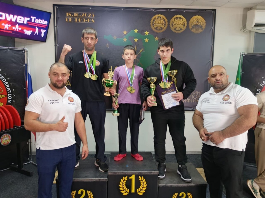 В Тахтамукайском районе состоялся чемпионат Республики Адыгея по пауэрлифтингу
