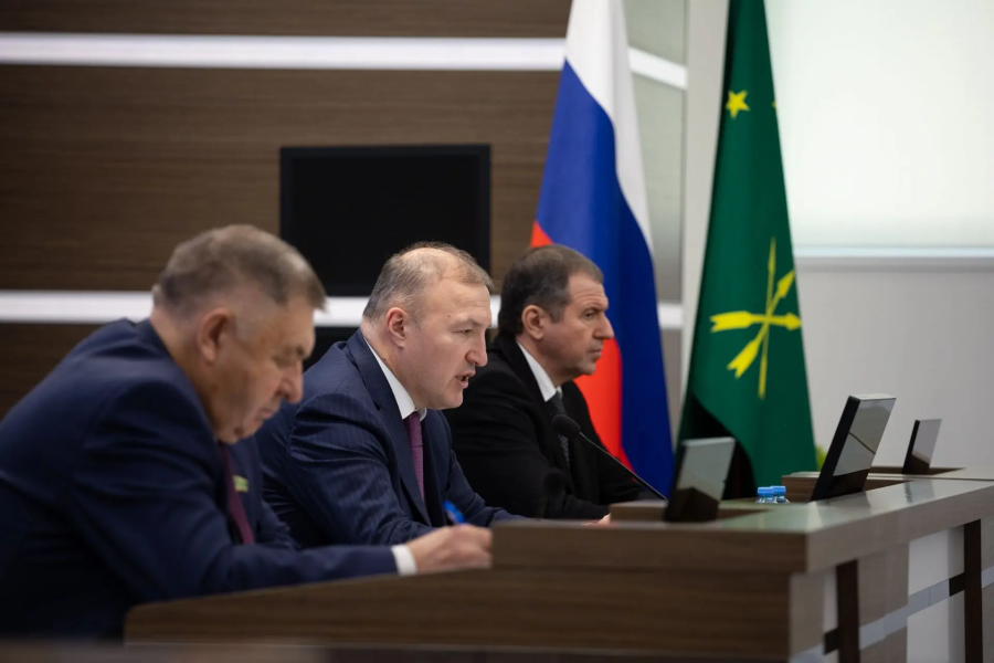 Власти Адыгеи окажут всестороннее содействие инициативным аграриям региона