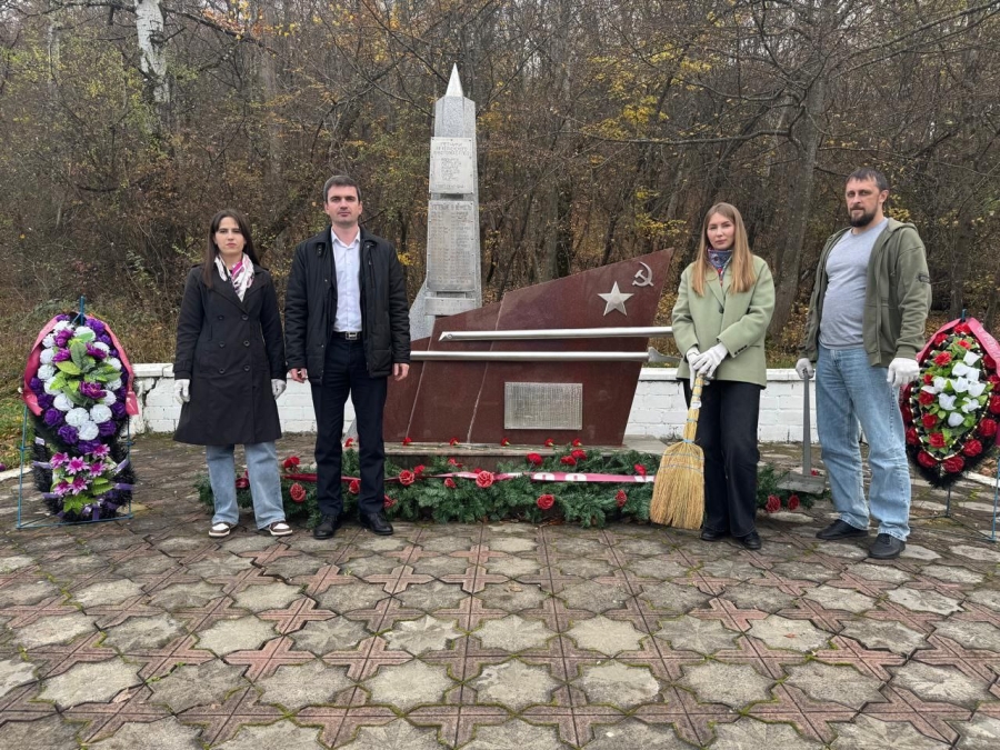 Сотрудники казначейства Адыгеи приняли участие в патриотическом проекте "Своих не бросаем"